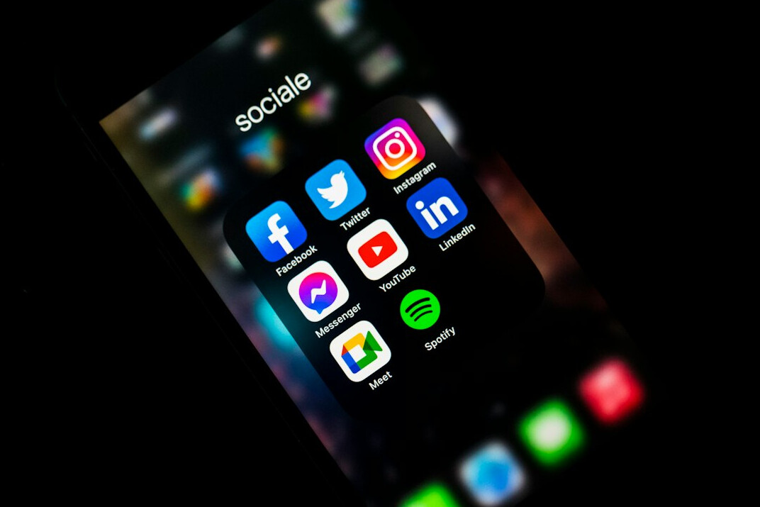 social media news feed